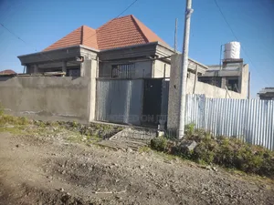 Furnished 4bdrm Farm House in Yeka for sale