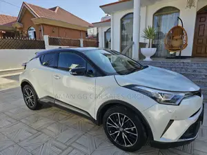 Toyota C-HR 2020 White