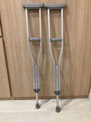 Walking Crutches齧auxiliary Crutche秀crunch率bilateral Crutches