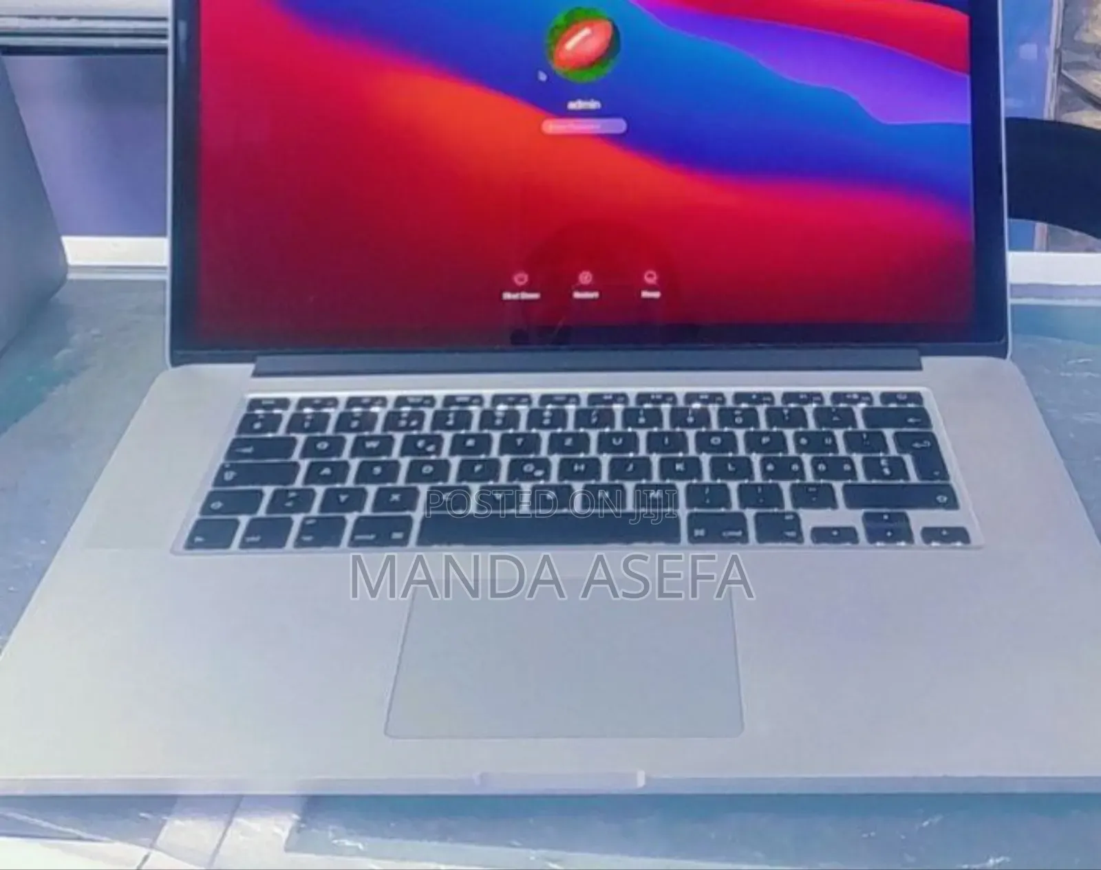 New Laptop Apple MacBook Pro 2015 16GB Intel Core I7 SSD 512GB