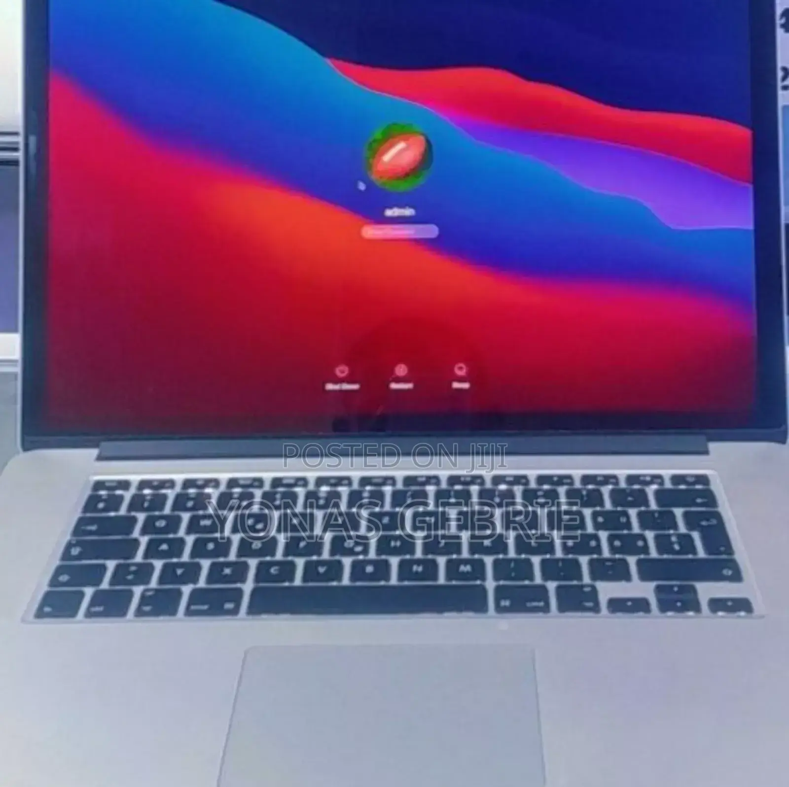 New Laptop Apple MacBook Pro 2015 16GB Intel Core i7 SSD 512GB