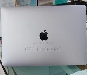 New Laptop Apple MacBook Pro 2020 16GB Intel Core I7 SSD 512GB