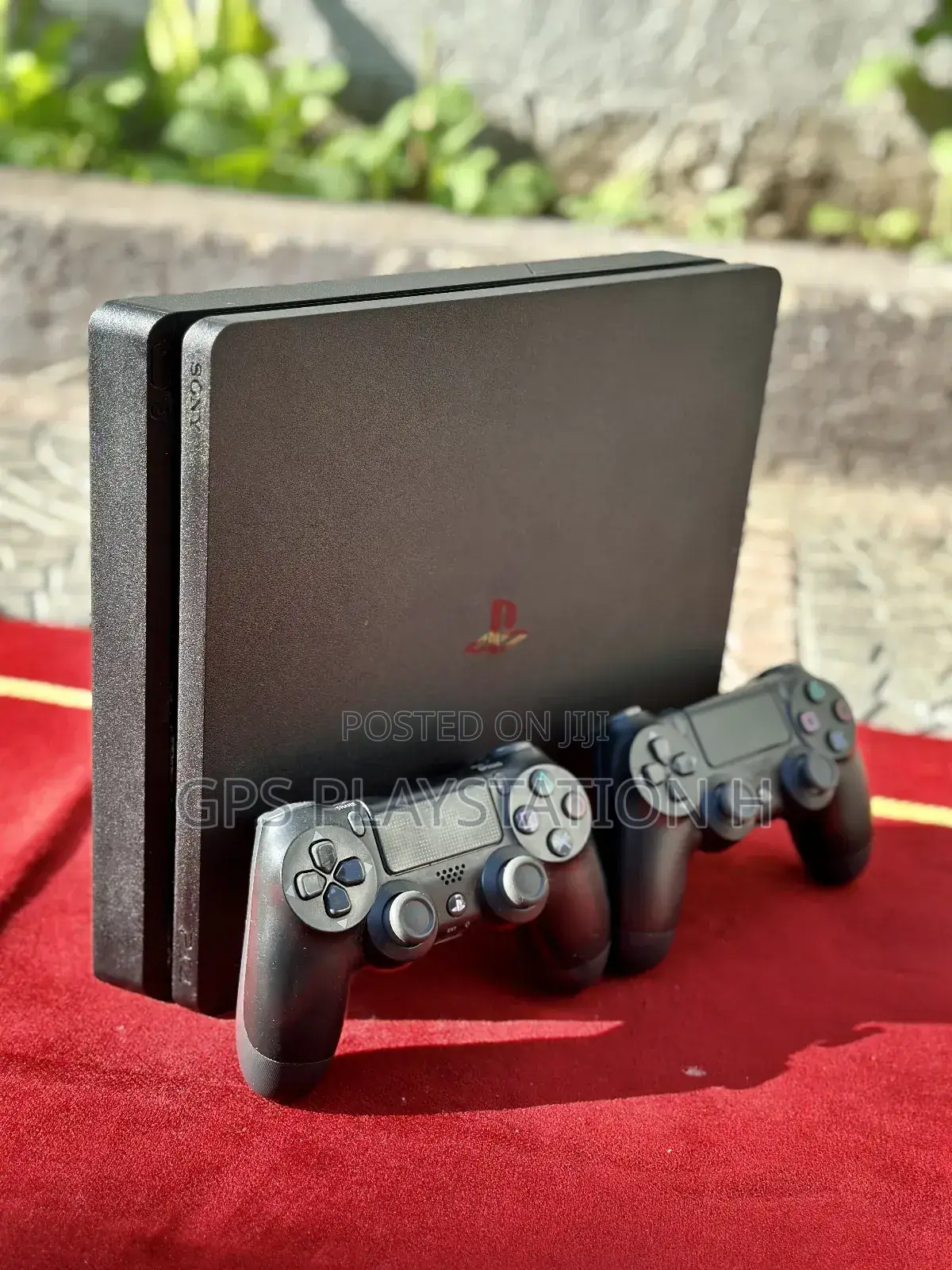 Ps 4 Slim Model Yrèēèèė