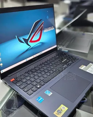 New Laptop Asus VivoBook 15 X505BA 16GB Intel Core I5 SSD 512GB