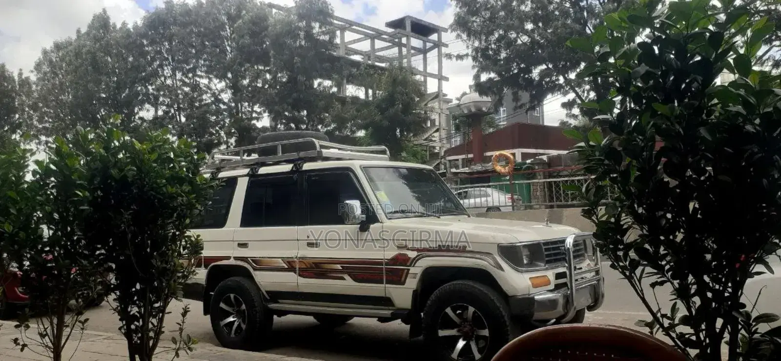 Toyota Land Cruiser 1998 White
