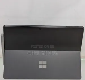 New Laptop Microsoft Surface Pro 9 8GB Intel Core I5 SSD 256GB