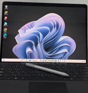 New Laptop Microsoft Surface Pro 9 8GB Intel Core I5 SSD 256GB