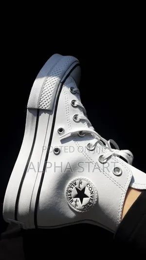 All Star Converses Black and White Master Quality