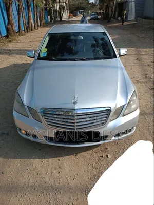 Mercedes-Benz E250 2019 Silver