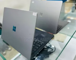 New Laptop Microsoft Surface 16GB Intel Core I7 SSD 512GB