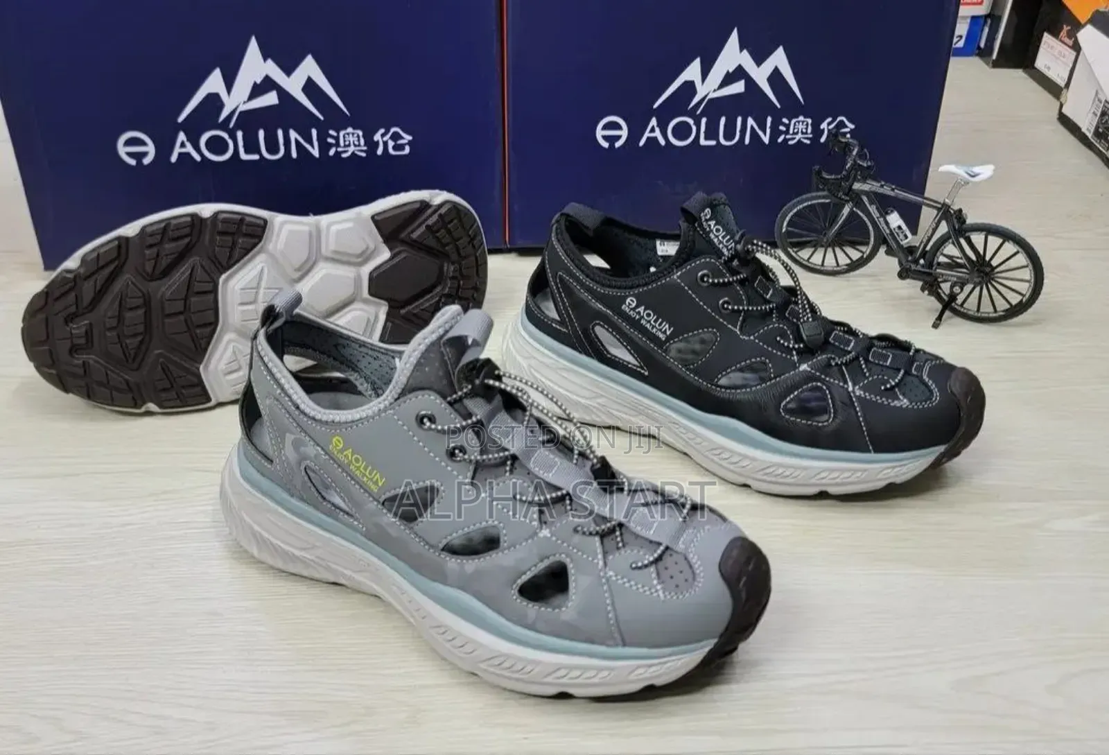 Sandal Men's Fashion Sneakers Made in Vietnam