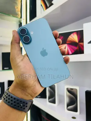 New Apple iPhone 16 256 GB Blue