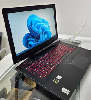 Laptop Lenovo IdeaPad Y730 8GB Intel Core I5 HDD 1T