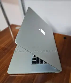 Laptop Apple MacBook Pro 2014 16GB Intel Core I7 SSD 256GB