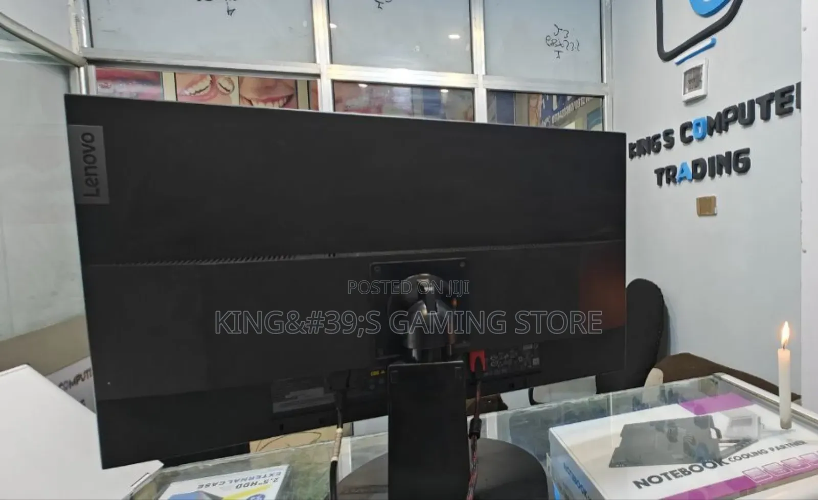 Lenovo Thinkvision 28" Inch Frameless Monitor