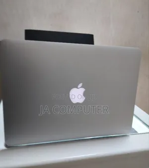 New Laptop Apple MacBook Pro 2013 8GB Intel Core I7 SSD 512GB