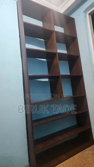 Mounted Bookshelf