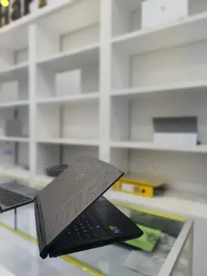 New Laptop MSI Pulse GL66 16GB Intel Core i9 SSD 1T