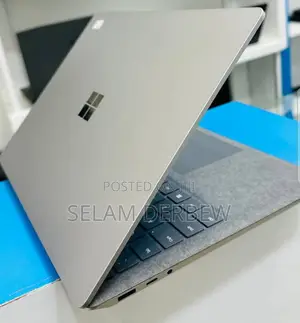 New Laptop Microsoft Surface 16GB Intel Core I7 SSD 512GB