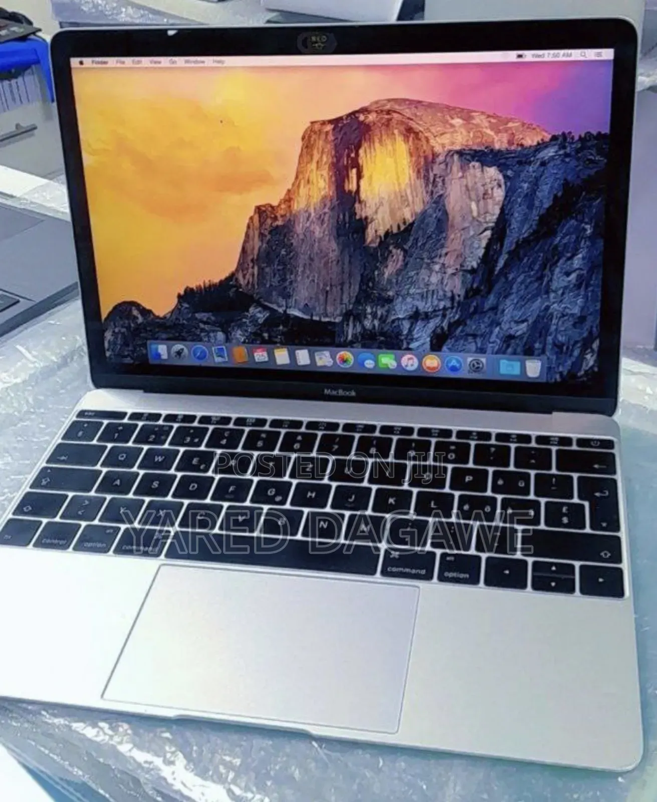 New Laptop Apple MacBook Air 2015 8GB Intel Core I5 SSD 512GB
