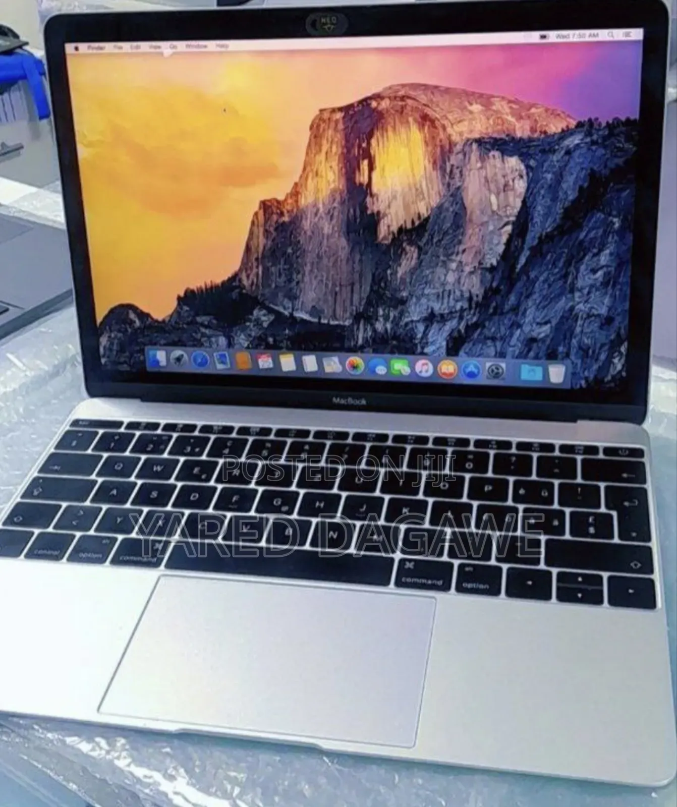 New Laptop Apple MacBook Air 2015 8GB Intel Core I5 SSD 512GB
