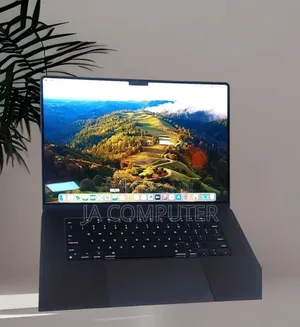 New Apple MacBook Pro 2023 M3 Max 14-Inch 18GB Apple M3 Pro SSD 512GB