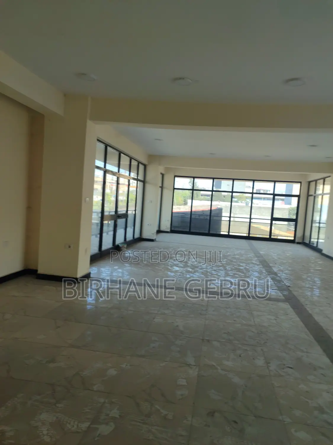 Luxury Apartment Rent for Business