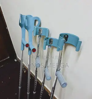 Crutch for Elderly Disabled Leg Foot Injury千crutches ክራንች