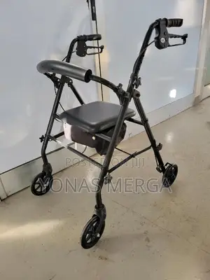 Force Lightweight Folding Aluminium Four指walker画 Padded Seat