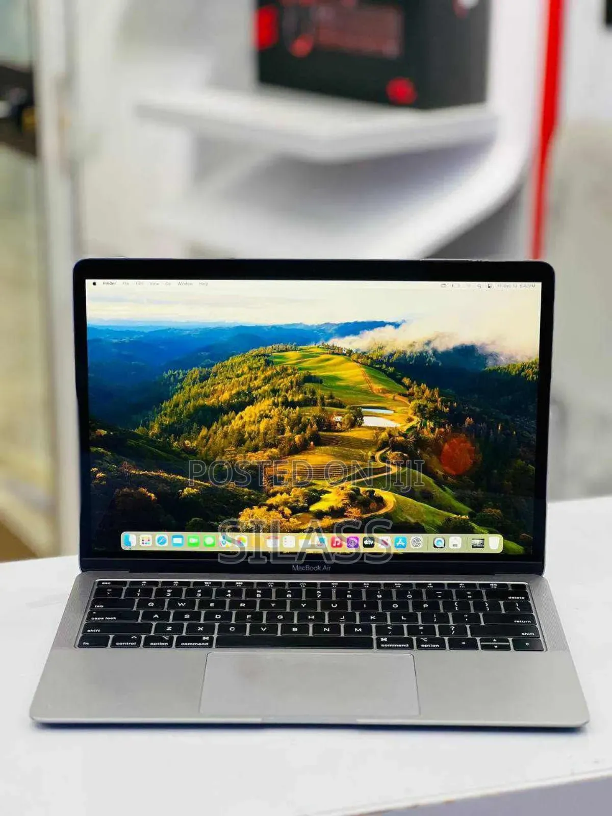 New Laptop Apple MacBook Air 2019 16GB Intel Core I5 SSD 500GB