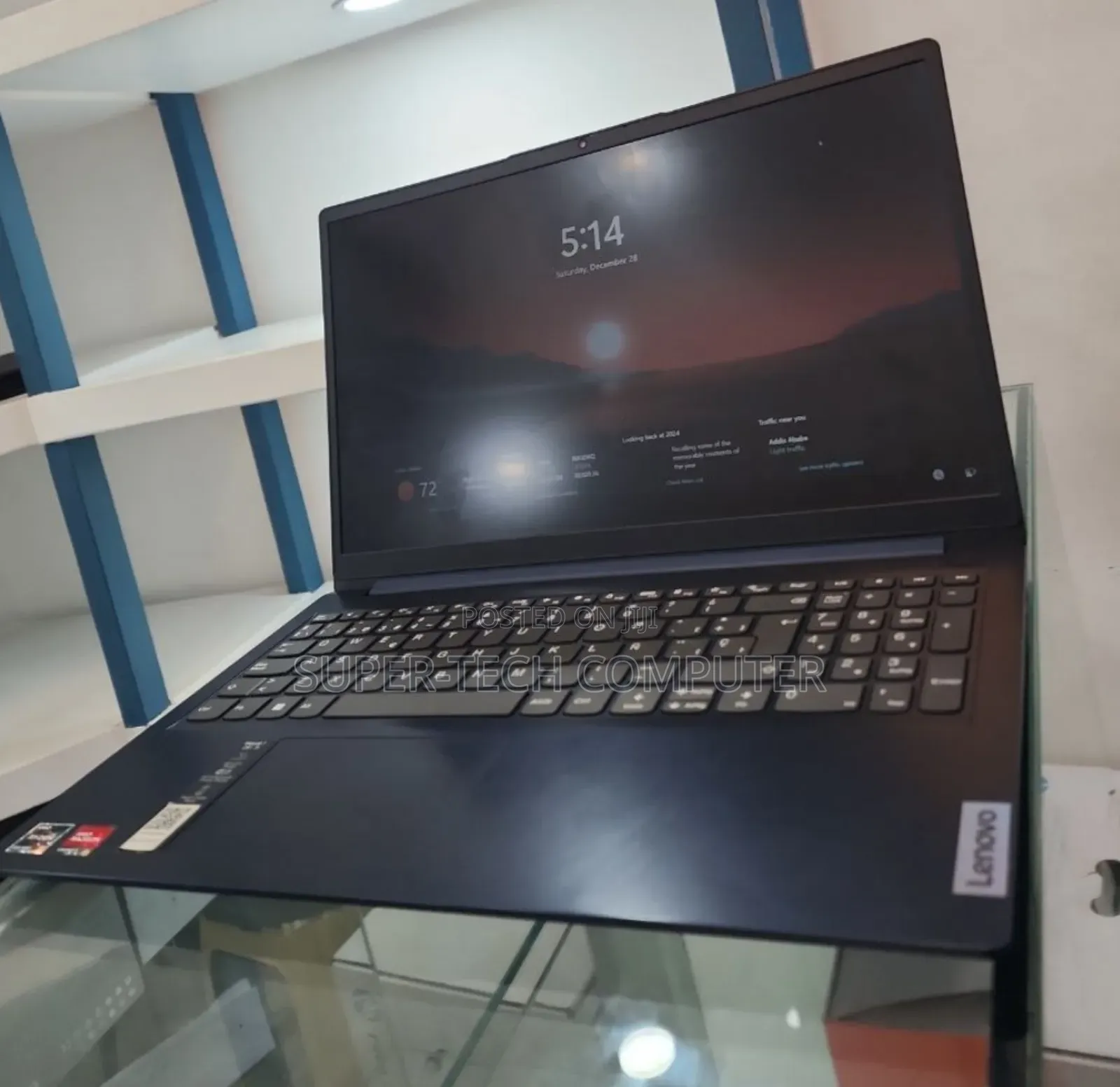 New Laptop Lenovo IdeaPad 320 8GB AMD Ryzen 5 SSD 512GB