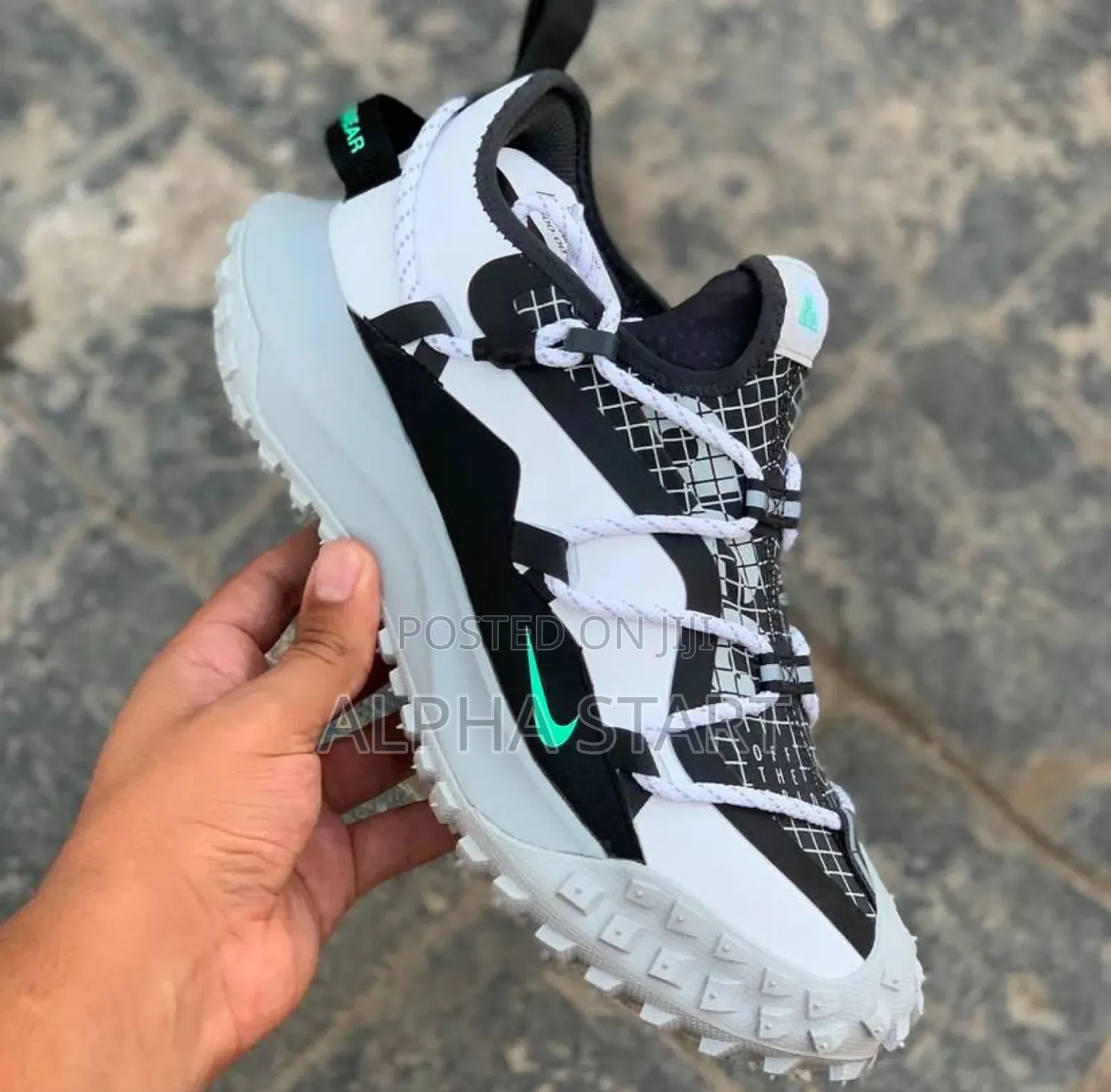 Nike ACG Mountainfly Low ‘Black/White’ Shoes