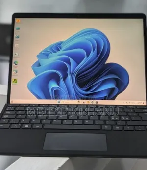 New Laptop Microsoft Surface Pro 9 8GB Intel Core I5 SSD 256GB