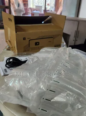 New Epso W01 Projector