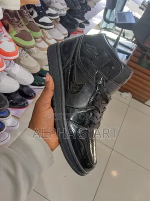 Air Jordan 1 Full Black High Quality Shoes for You