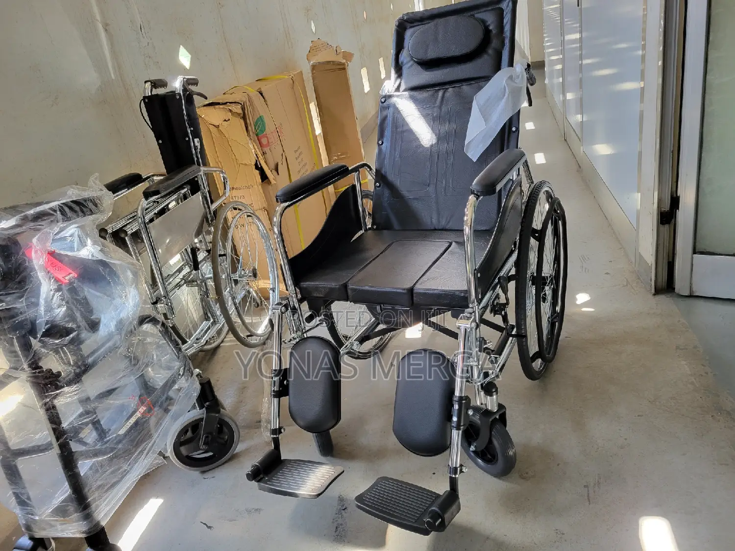 Toilet Wheelchair 品seat and Back With Heavy-Duty Inner Liner