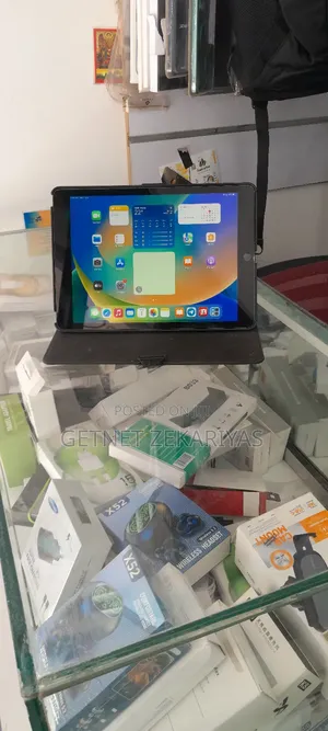 New Apple iPad 10.2 (2021) 64 GB
