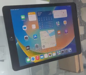 New Apple iPad 10.2 (2019) 64 GB Gray