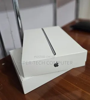 New Apple iPad 10.2 (2021) 64 GB Gray