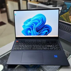 New Laptop Asus Vivobook 16 16GB Intel Core I7 SSD 512GB