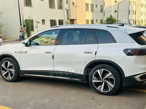 Volkswagen ID.6 2022 White