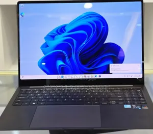 New Laptop Dell XPS 15 16GB Intel Core I7 SSD 1T