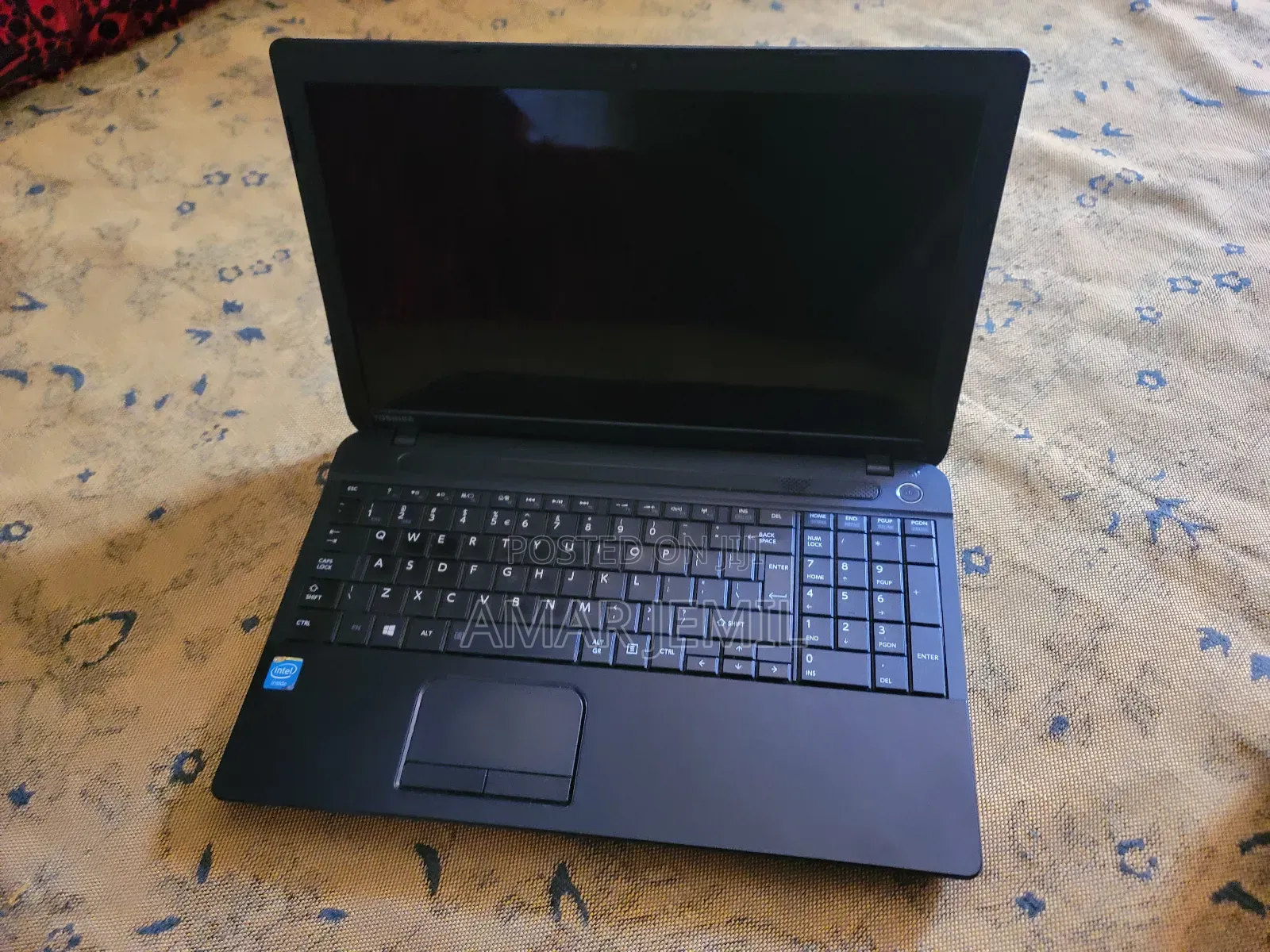 Laptop Toshiba Satellite C55 4GB Intel HDD 700GB