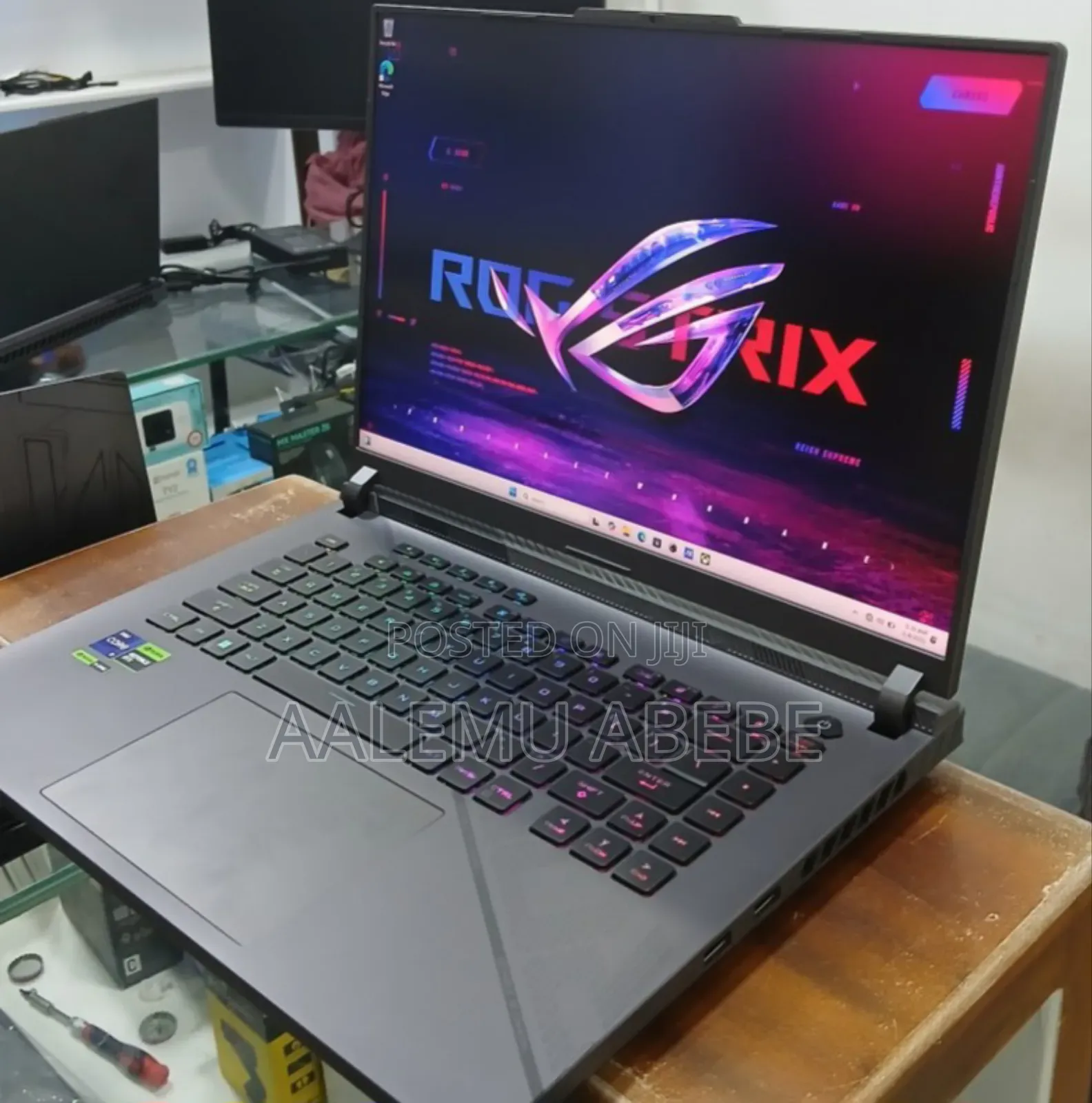 New Laptop Asus ROG Strix G15 32GB Intel Core I9 SSD 1T