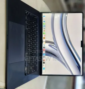 New Laptop Apple MacBook Air 2022 M2 8GB Apple M2 SSD 512GB