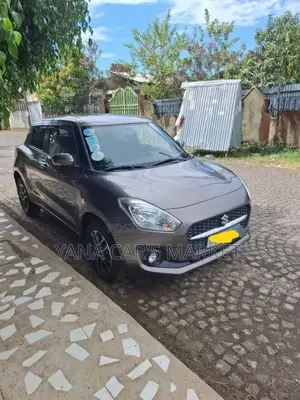 Suzuki Swift 2021 Gray