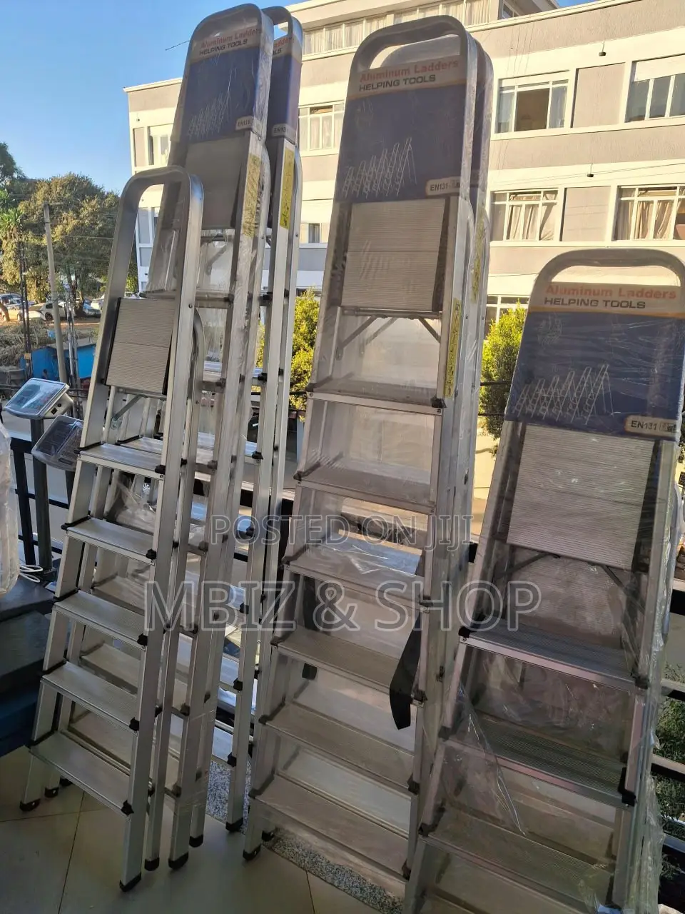Aluminum Ladder (አልሙኒየም መሰላል)