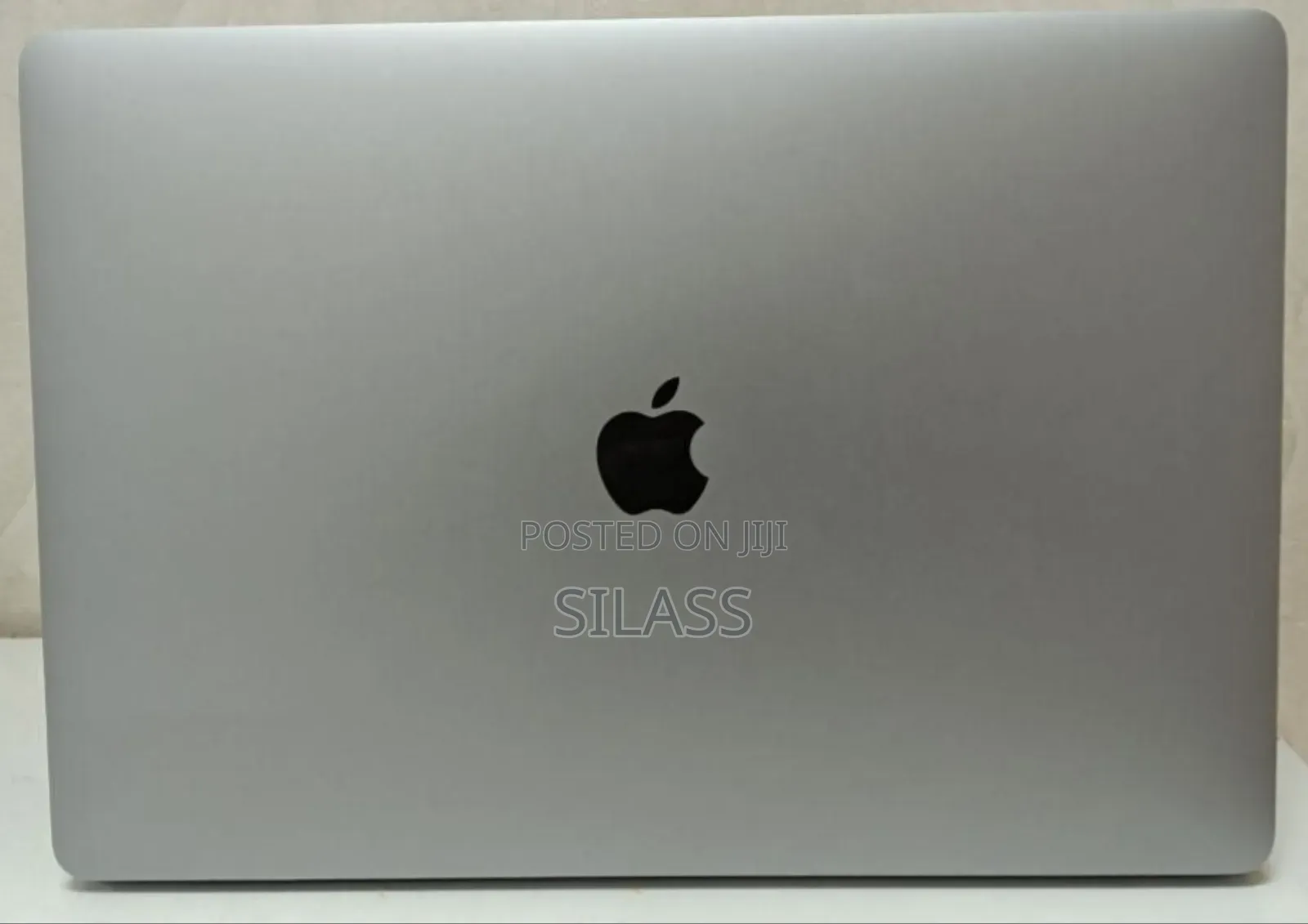 New Laptop Apple MacBook Pro 2017 16GB Intel Core I7 SSD 512GB