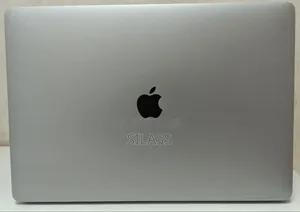 New Laptop Apple MacBook Pro 2017 16GB Intel Core I7 SSD 512GB