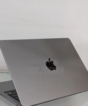 New Laptop Apple MacBook Air 2022 M2 8GB Apple M2 SSD 256GB